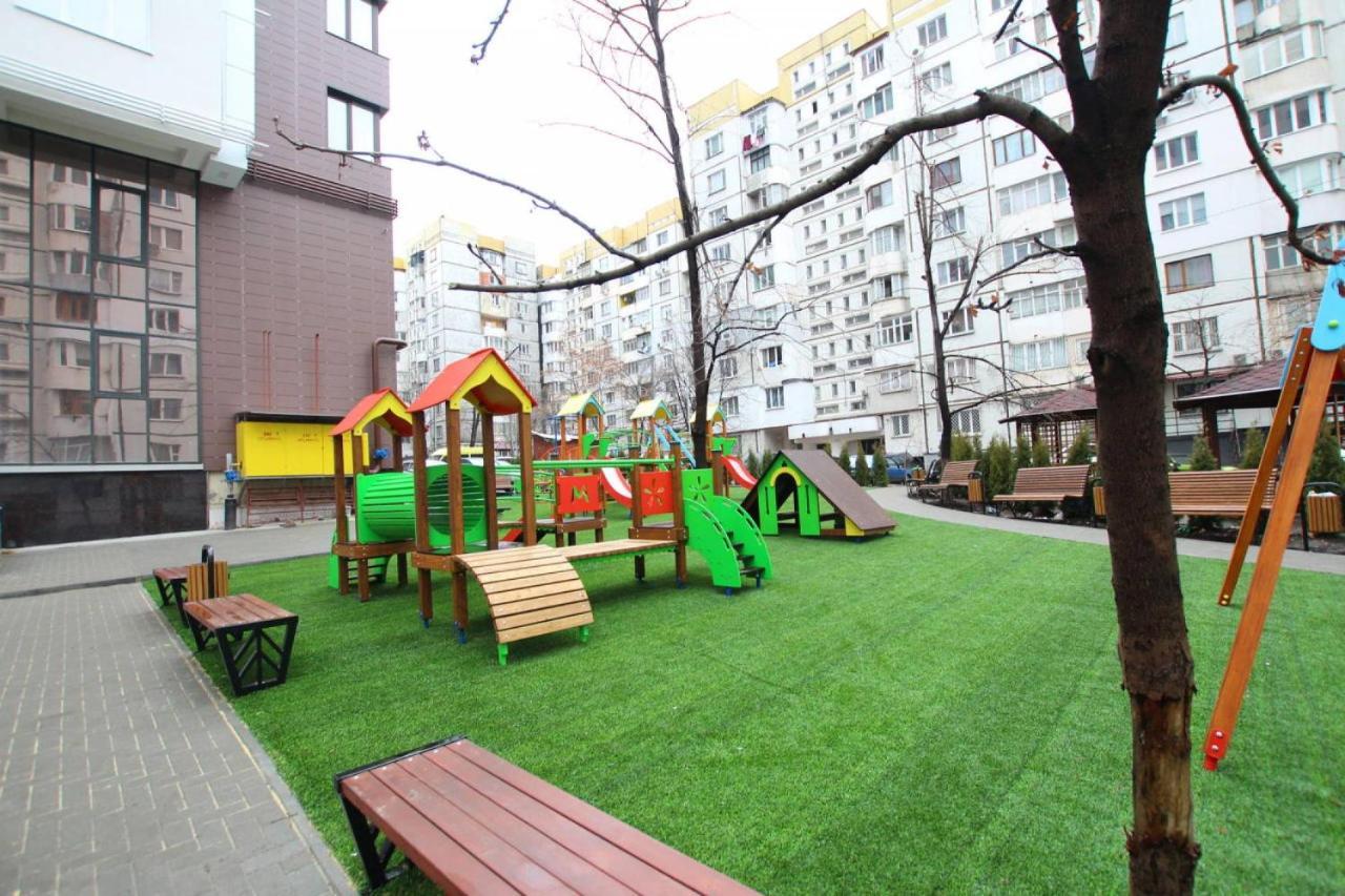 Sky House Central Apartment تشيسيناو المظهر الخارجي الصورة
